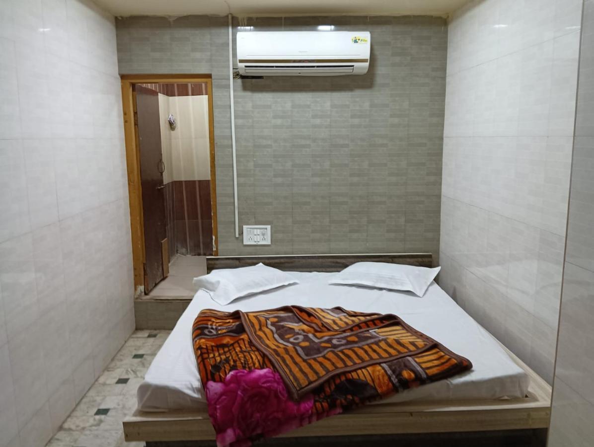 Hotel Kohinoor Palace Аджмер Екстериор снимка